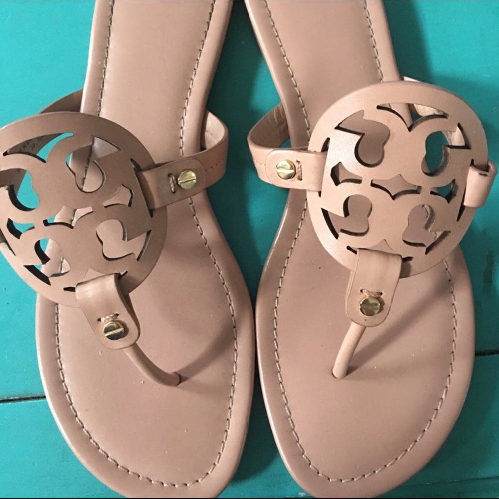 Tory Burch Miller’s in color Makeup